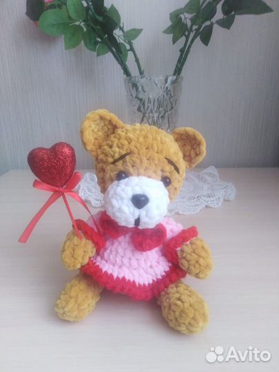 Вязаная плюшевая игрушка мишка