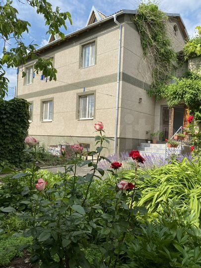 Дом 311 м² на участке 10 сот.