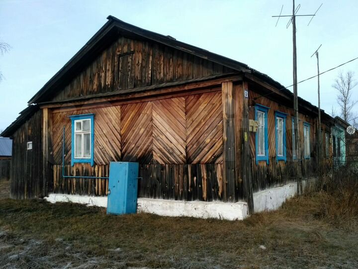 Дом 27 м² на участке 3 сот.