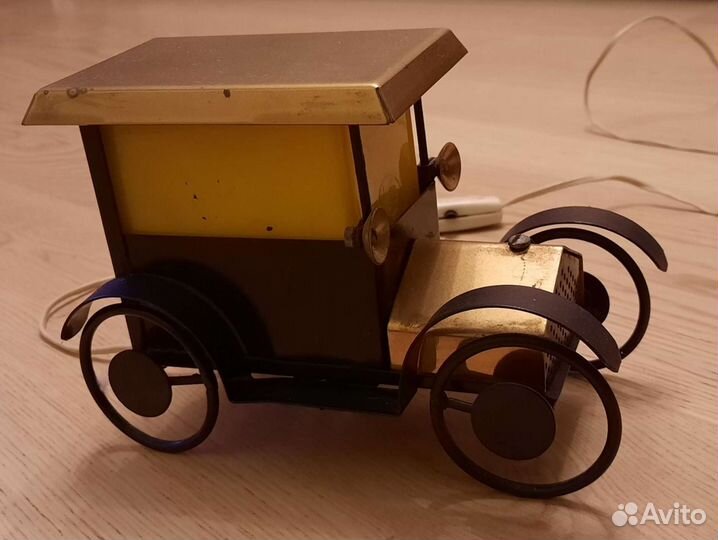 Светильник 