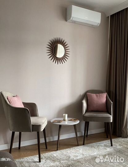 Зеркало настенное интерьерное