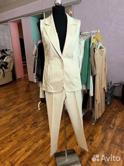 Пиджак женский 42 44