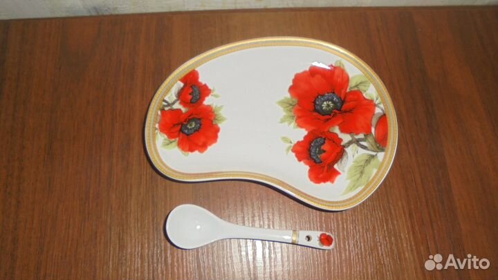 Чайные блюдца