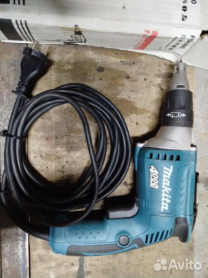 Шуруповерт makita сетевой