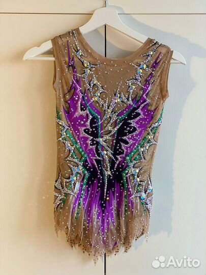 150-165. Работа Яны Чуприной, все стразы Сваровски