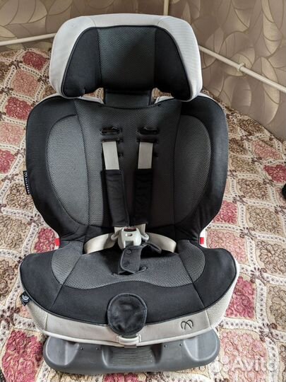 Автокресло Carmate Ailebebe Swing moon 9-25 кг