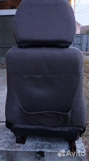 Переднее сиденье ваз 2114