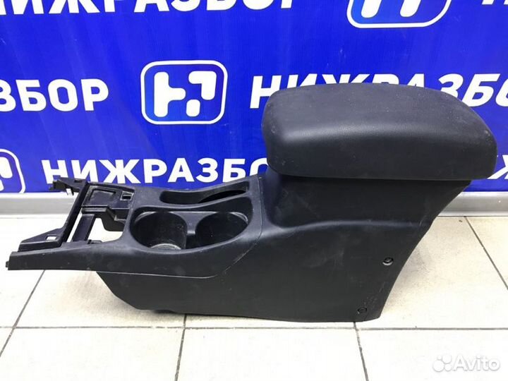 Подлокотник Mitsubishi Asx 1.6 4A92 2011