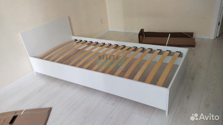 Кровать односпальная новая
