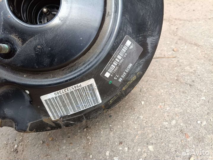 Вакуумный усилитель тормозов Peugeot 407