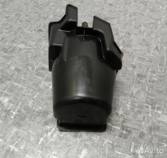 Короб противотуманной фары Ленд Крузер 200 рестаил