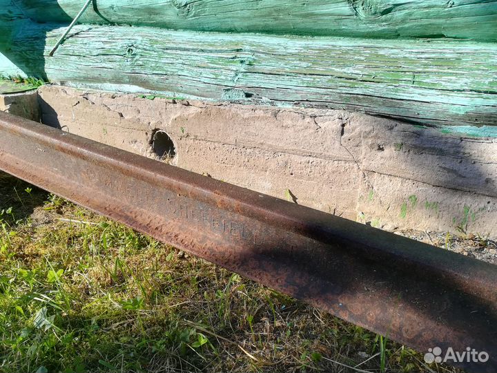 Железнодорожный рельс 19 века