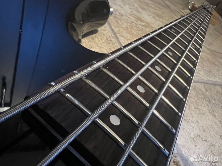 Бас гитара Fender Squier Precision Bass SPJ-39