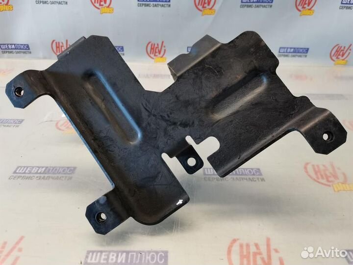 Кронштейн крепления бака Chevrolet TrailBlazer