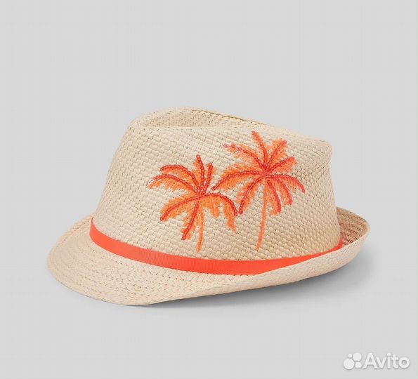 Шляпа C&A (Нидерланды)