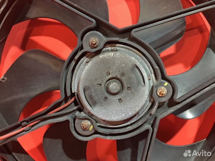 Вентилятор охлаждения двигателя Peugeot 307