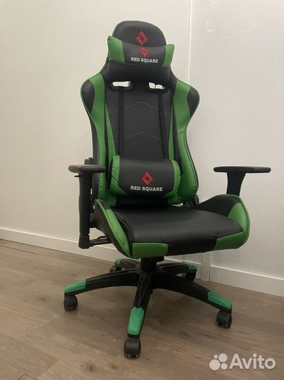 Геймерское компьютерное кресло red square pro