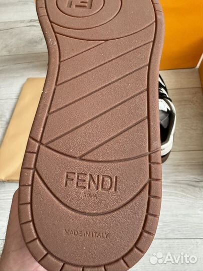 Кроссовки мужские fendi