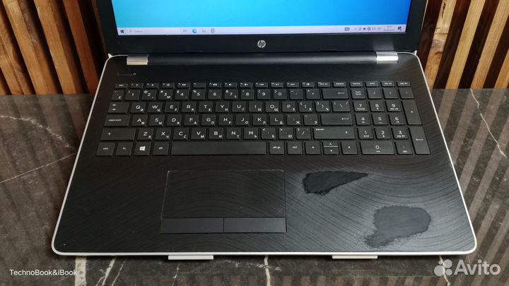 Игровой ноутбук HP 15-bw522ur на SSD