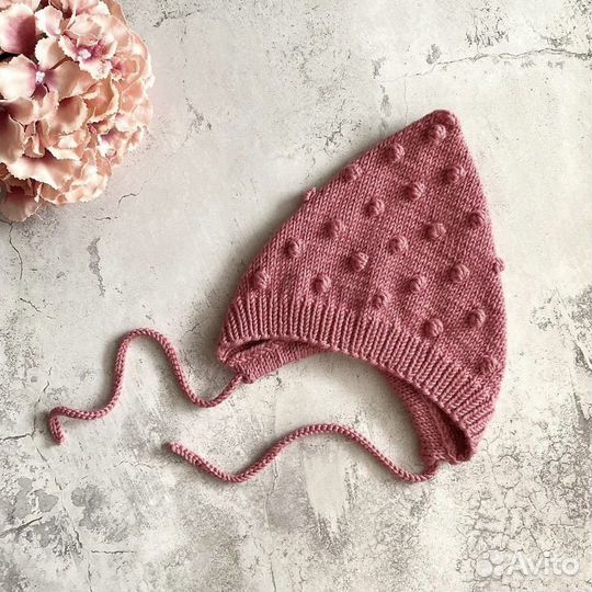 Шапочка Эльф с шишечками вязаная ручная работа