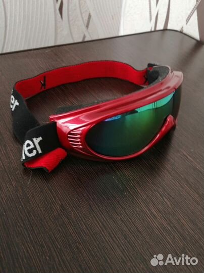 Очки спортивные