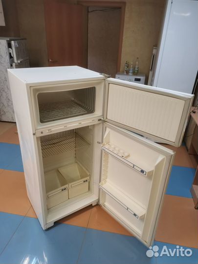 Холодильник Юрюзань 207