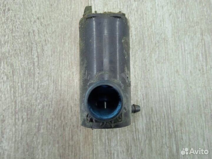 Насос омывателя Mitsubishi Galant 7 1996