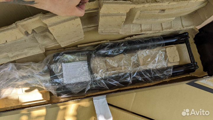 Велосипедная вилка RockShox Recon 29