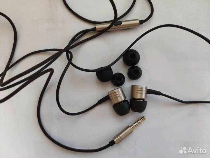 Наушники с микрофоном Xiaomi Piston