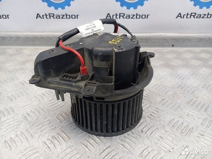 Моторчик печки правый Land Rover Range Rover 2 4.6