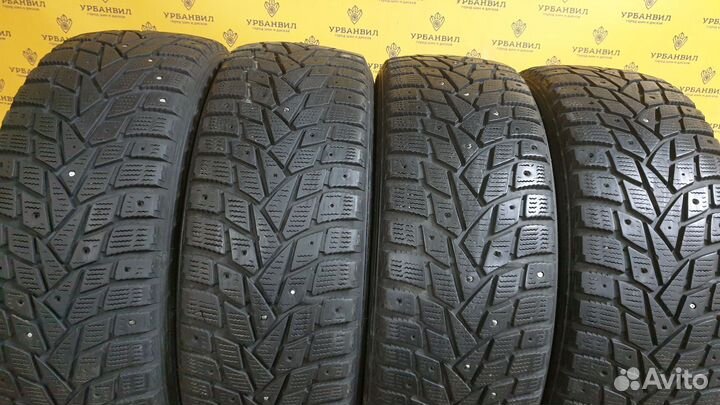 Dunlop SP Winter Ice 02 215/55 R17 98T