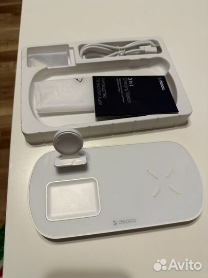 Зарядная станция 3 в 1 Deppa