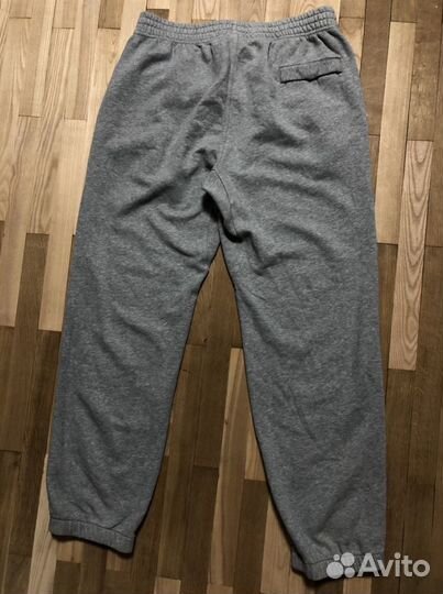 Серые спортивные штаны Nike L оригинал