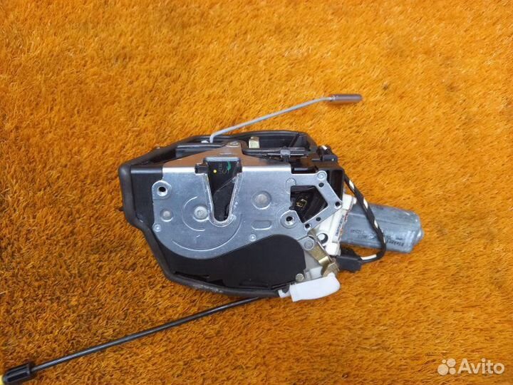 Замок двери задний левый Bmw 7-Series E65 N62B44A