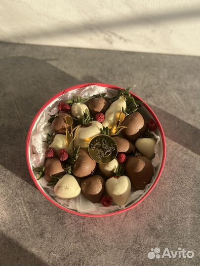 Клубника в шоколаде В наличии