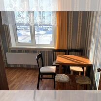 2-к. квартира, 56 м², 2/10 эт.