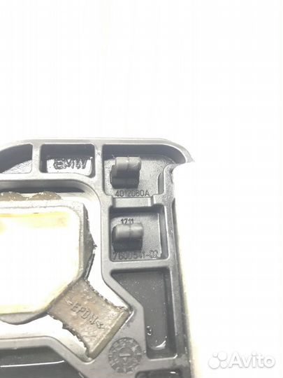 Кронштейн радиатора левый Bmw 1-Series F20 1.6I