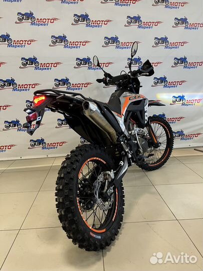 Мотоцикл Regulmoto CR-X (черный-оранжевый)