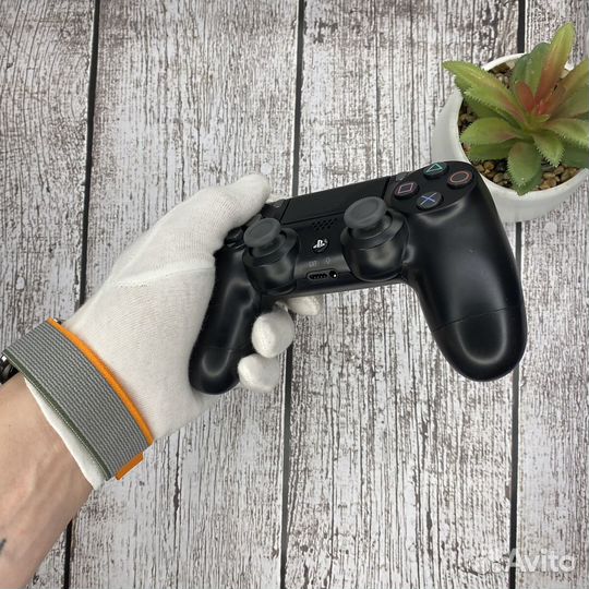 Геймпад Sony PS4 Dualshock 4