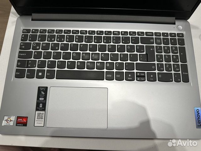 Ноутбук Lenovo IdeaPad 1 15ADA7 объявление продам