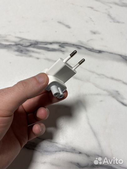 Apple EU plug adapter