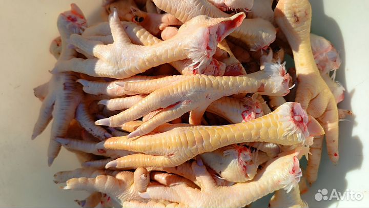 Куриные лапы, головы