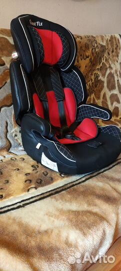 Детское автомобильное кресло Quest Fix