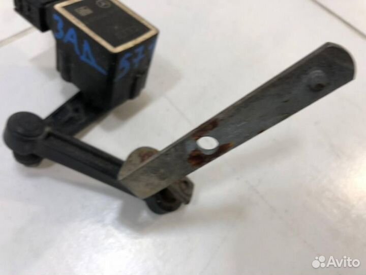 Датчик положения кузова Mercedes-Benz M-класс W164 рестайлинг (2008—2011)