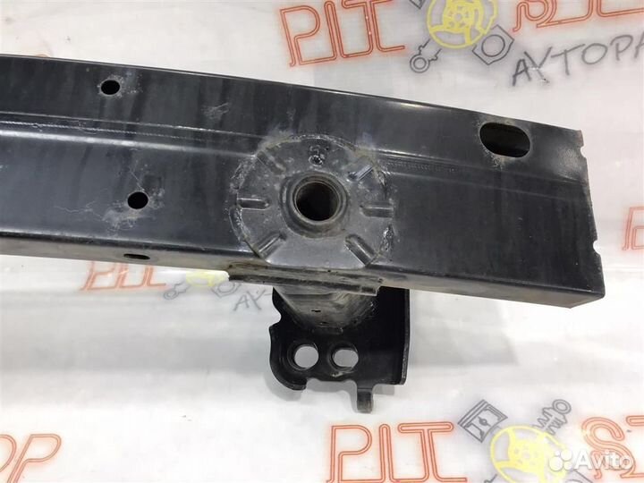 Усилитель переднего бампера Toyota Estima (AHR20