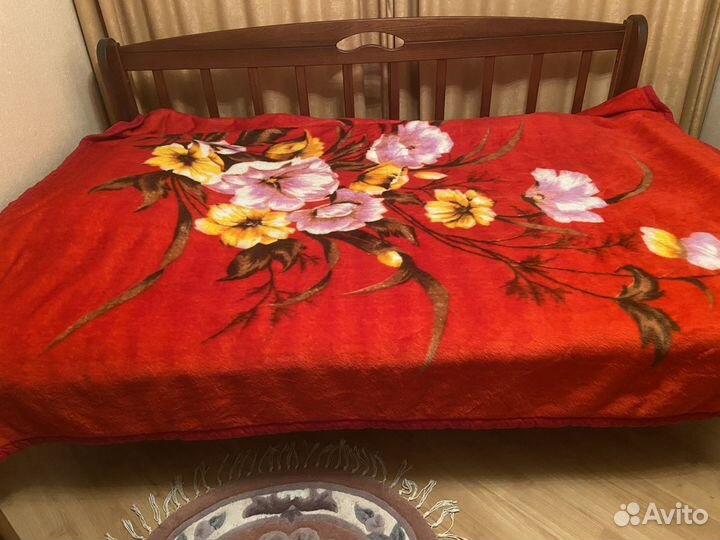 Продаю покрывало велюровое Китай