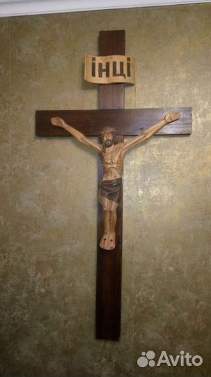 Крест. Распятие. Дерево