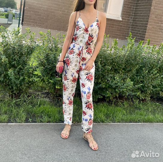 Костюм женский