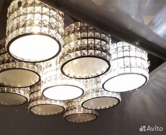 Люстра потолочная бу