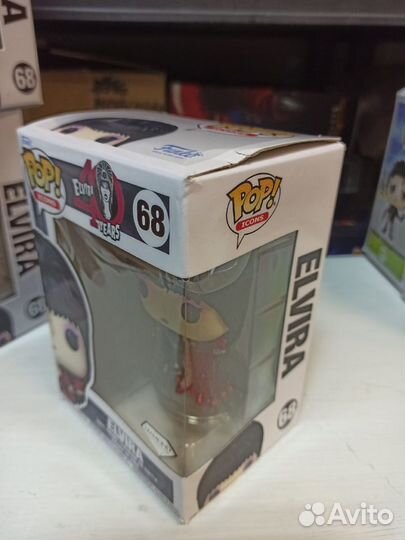 Фигурка Funko Pop Elvira with Heart Diamond Glitt